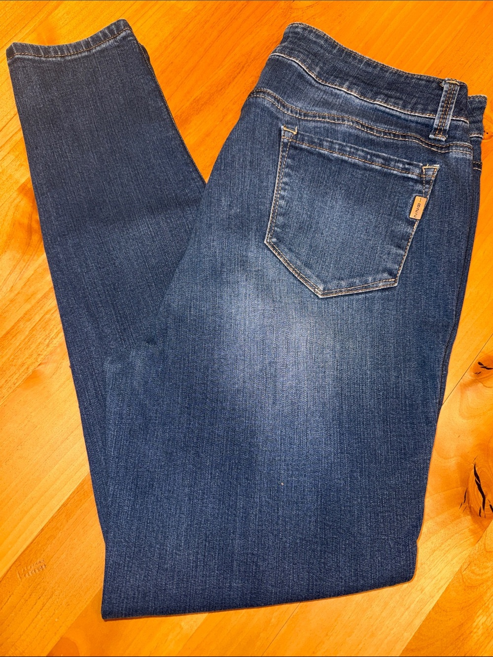 1822 Denim Women's Skinny Jeans in Dark Blue